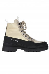 Filling Pieces mountain-boot
