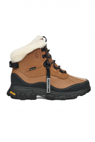 UGG adiromdack-meridian-hiker