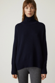 Lisa Yang heidi-sweater-202113