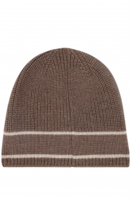 Max Mara educata